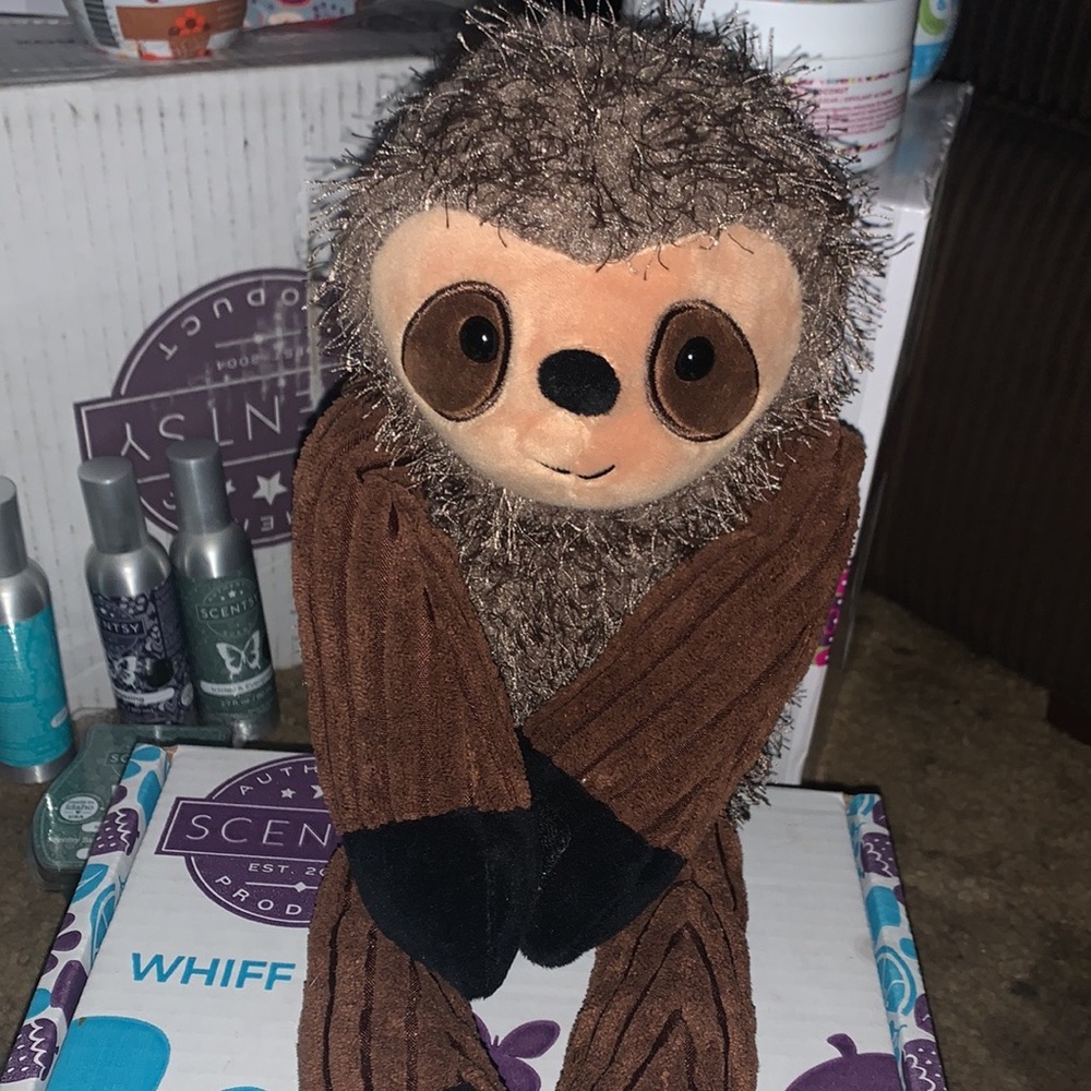 Scentsy sloth anniversary addition!